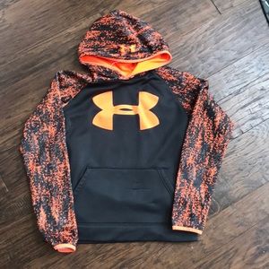 Boys under Armour hoodie